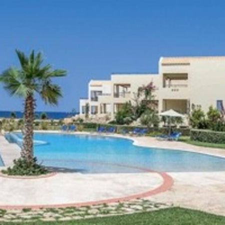 Odyssey Beach Front Apartment La Canea Exterior foto